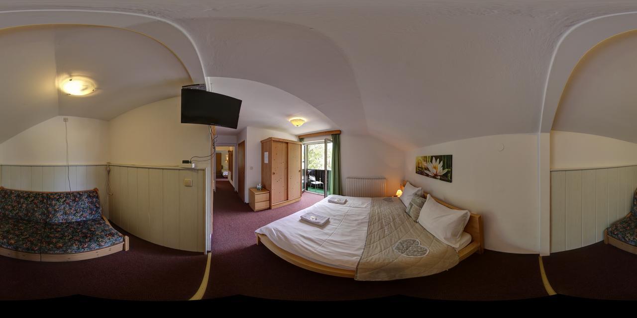 Apartment House Seerose Obertraun Bagian luar foto
