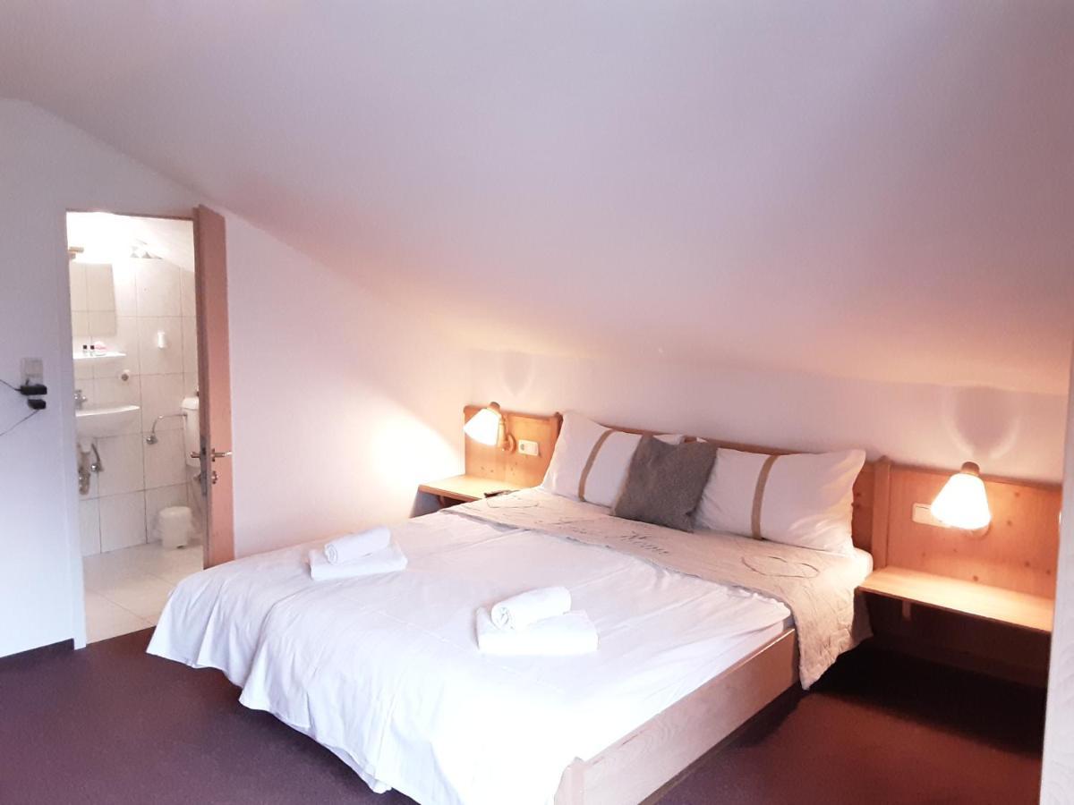 Apartment House Seerose Obertraun Bagian luar foto
